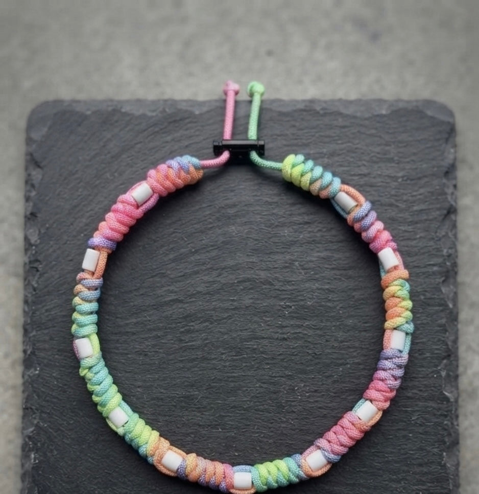 Collier Perles EM